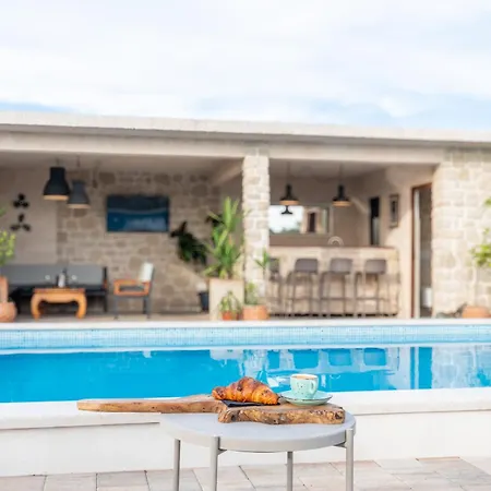 Casa Del Mar